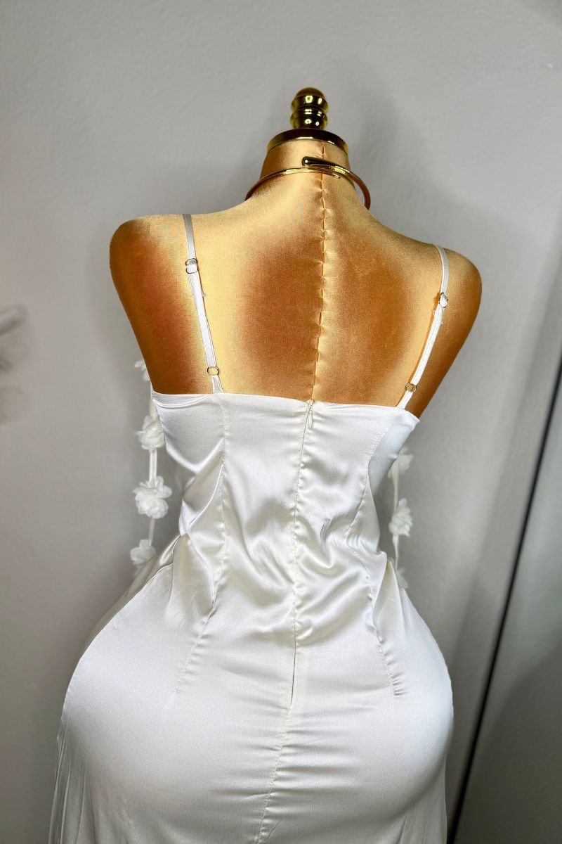 Ciara 3-D Flowers Dress (Ivory)