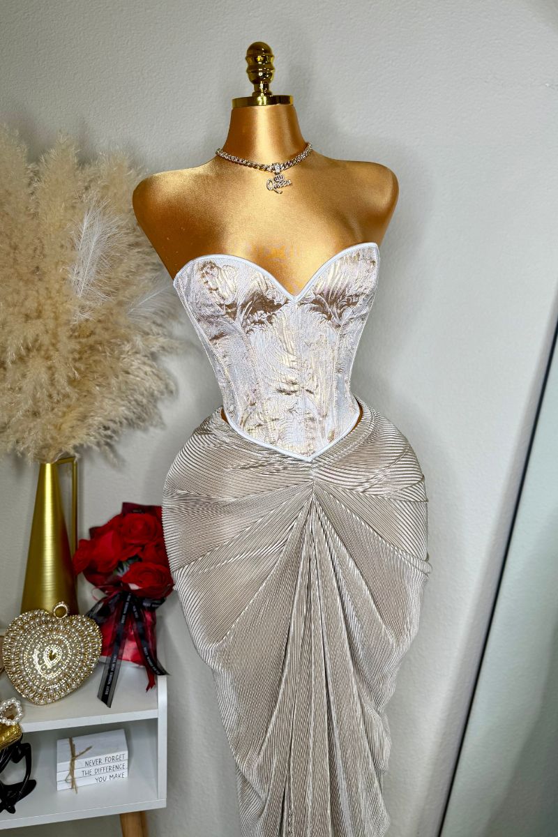 Lily Luxe (Restocked)